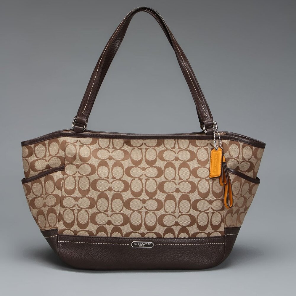 NWT Coach F23297 Park Signature Carrie Tote Bag